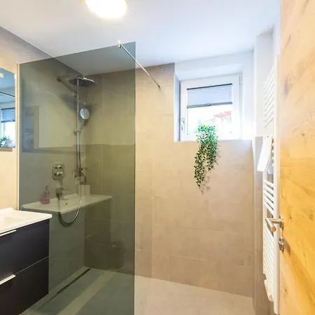 Thunhaus With Ski-storage