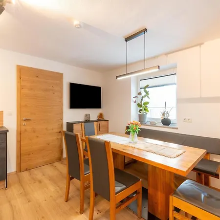 Thunhaus With Ski-storage *